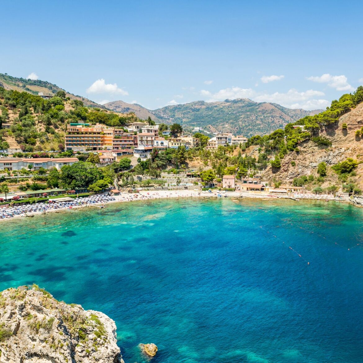 Best Luxury Hotels in Taormina: A Traveler's Guide for an Unforgettable Stay