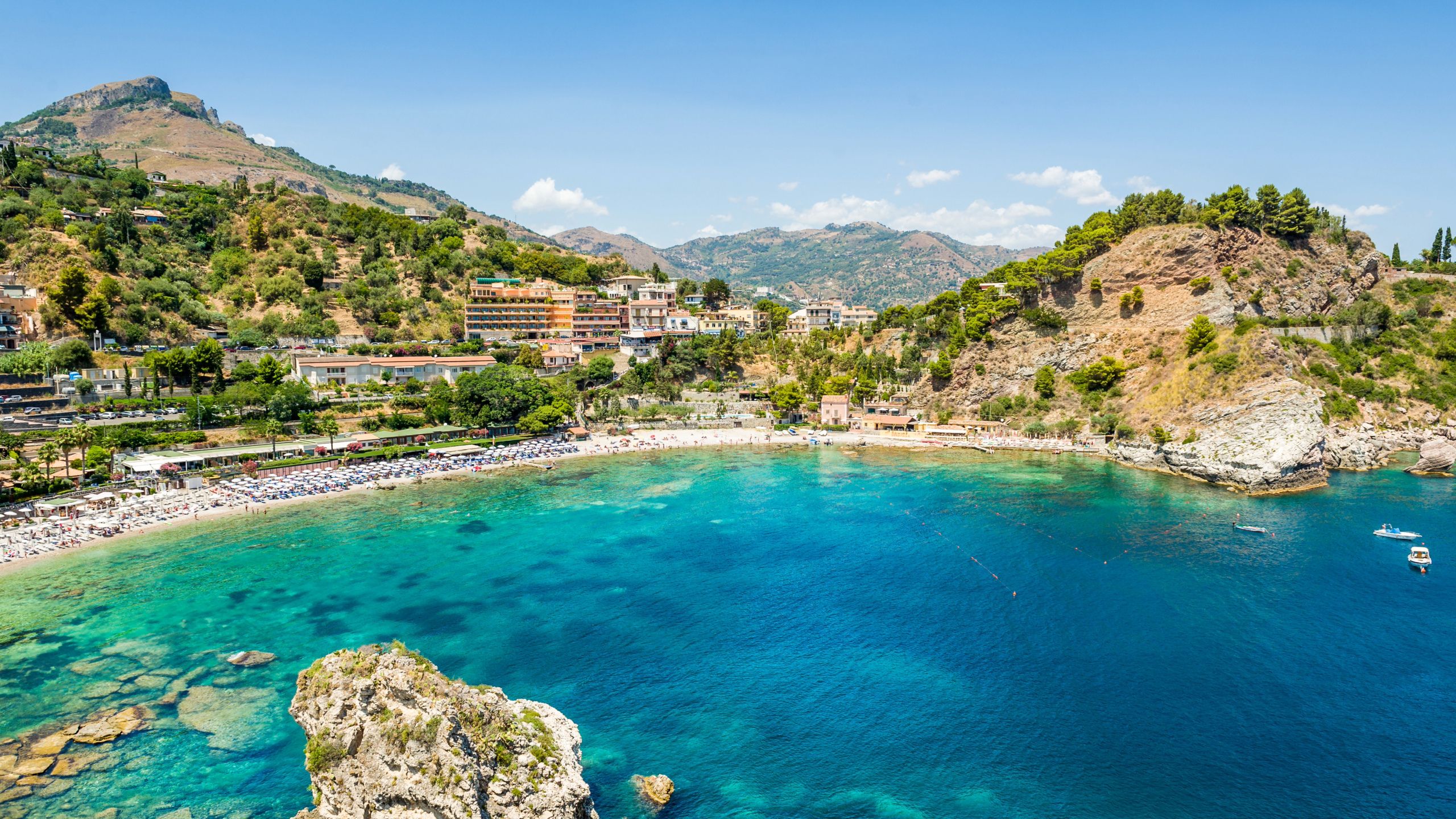 Best Luxury Hotels in Taormina: A Traveler's Guide for an Unforgettable Stay