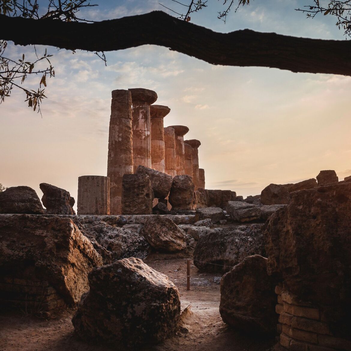 Engaging Greek History Trivia on Sicily