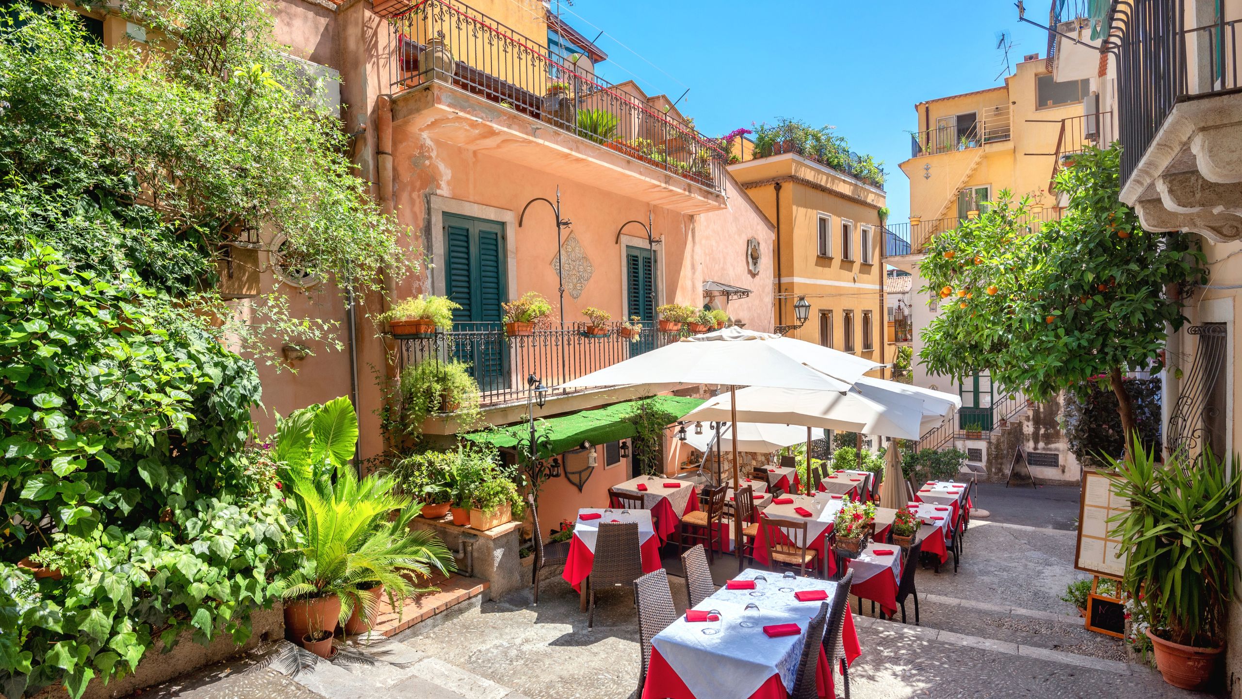 Sicily Travel Trends 2024 – Slow and Sicilian Wins the Race!